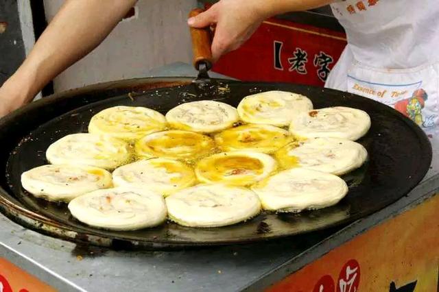 成都軍屯鍋盔更層次更酥脆的秘密 成都軍屯鍋盔更層次更酥脆的秘密