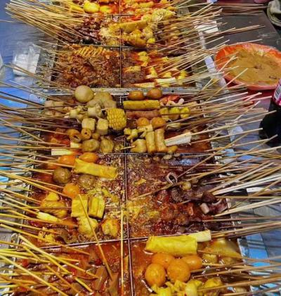 街邊熱鹵串串技術培訓多少錢？成都串串香培訓學校,